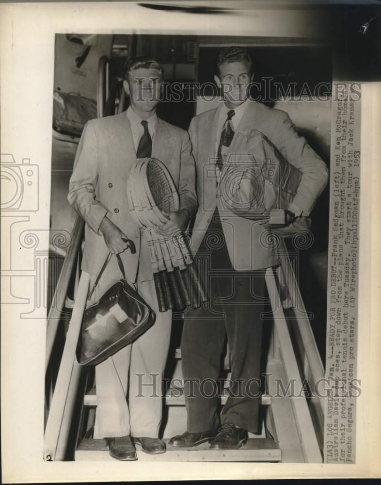 1953 Press Photo Tennis pros Frank Sedgman and Ken McGregor arrive in California - Historic Images