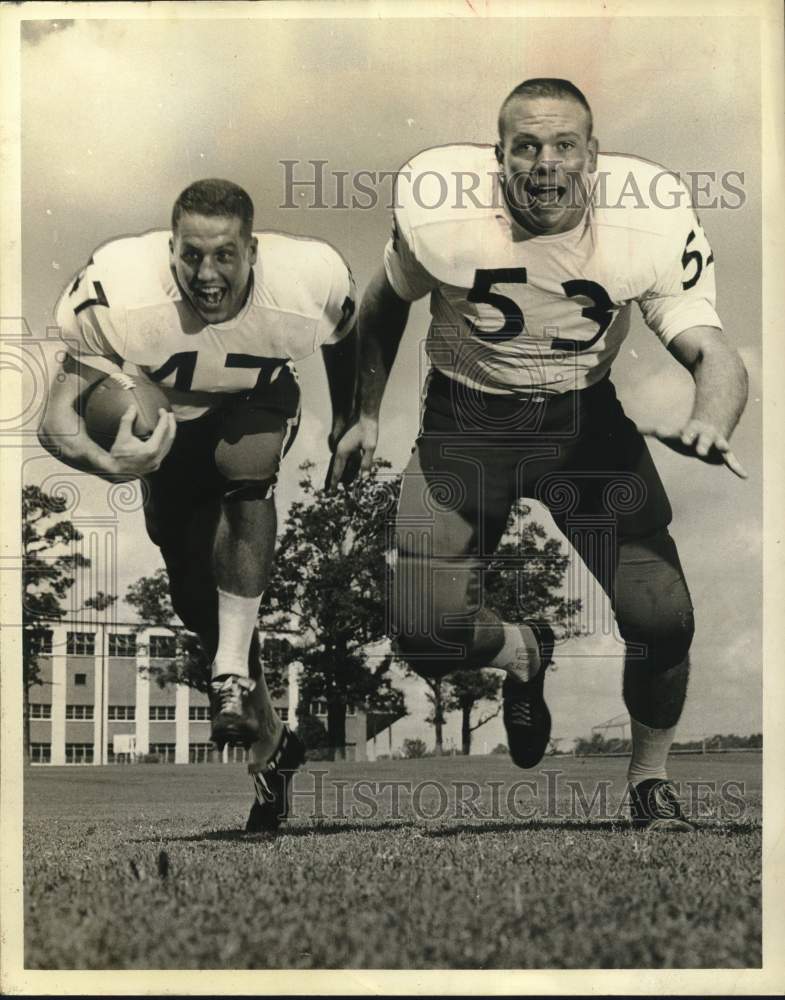 1965 Press Photo Rice University football stars Craig and Latourelle Christopher - Historic Images