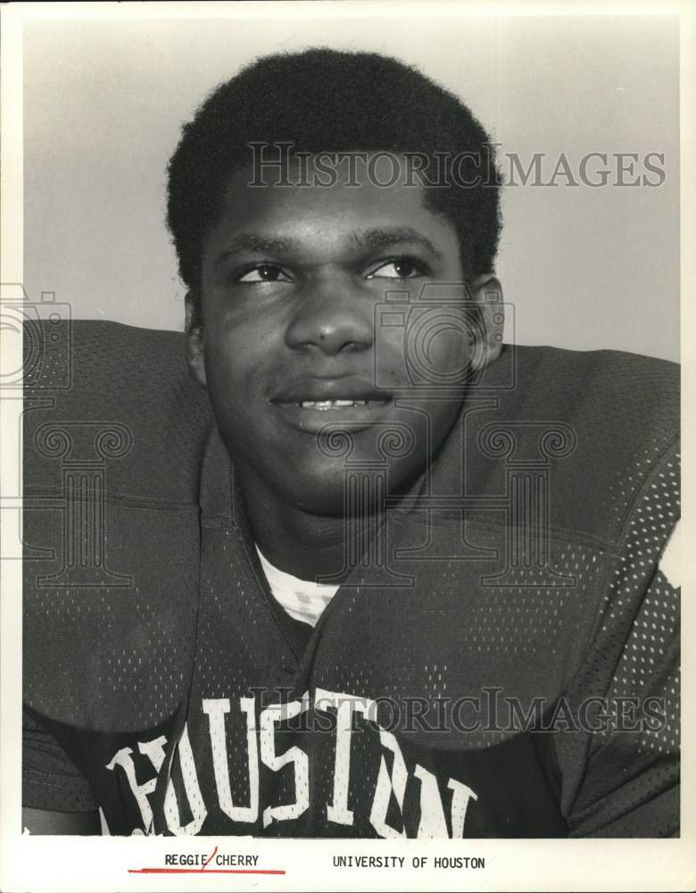 1974 Press Photo Reggie Cherry, University of Houston football player.- Historic Images