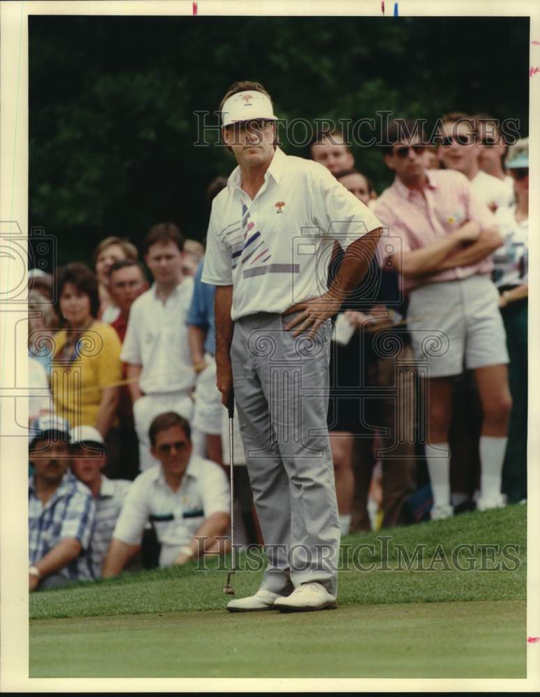 1990 Press Photo Golfer Gil Morgan reacts to missed sudden death overtime putt.- Historic Images