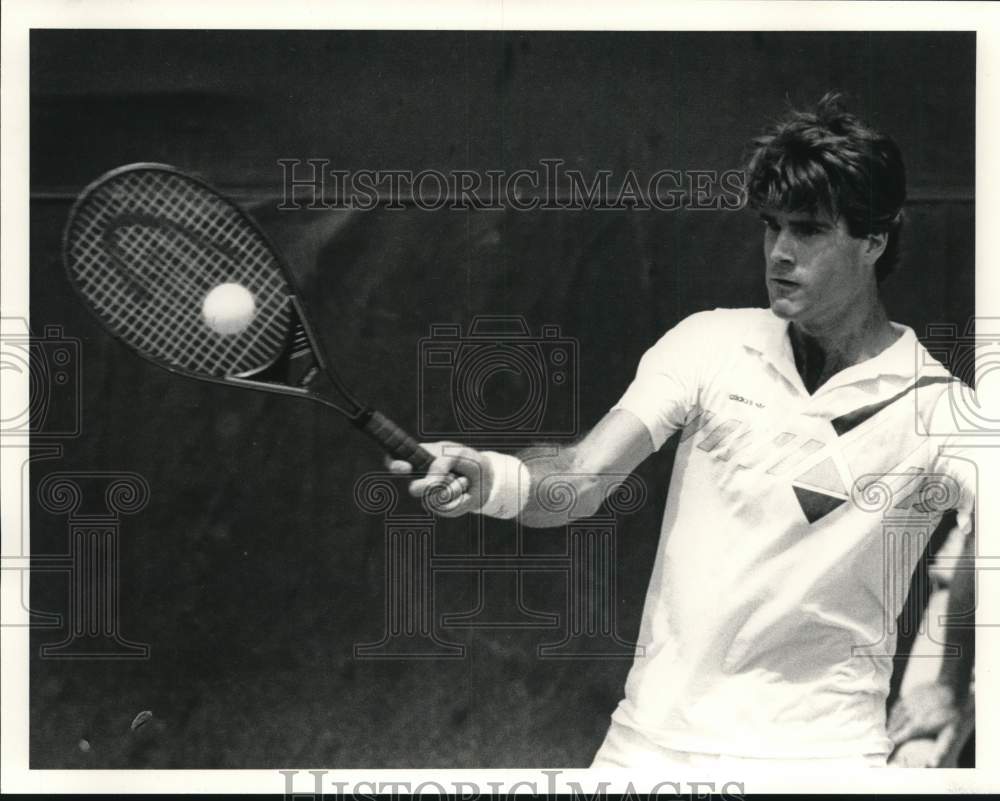 1985 Press Photo Tennis Player Tim Mayotte - hps06824- Historic Images
