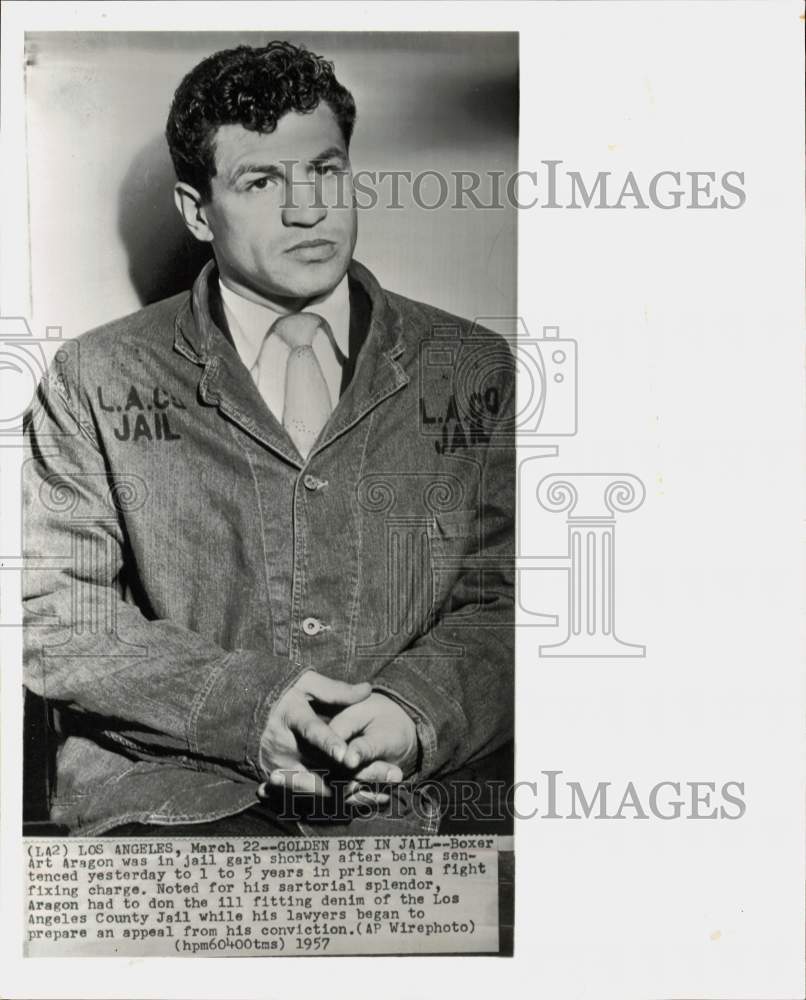 1957 Press Photo Boxer Art Aragon at Los Angeles County Jail after Sentence - Historic Images