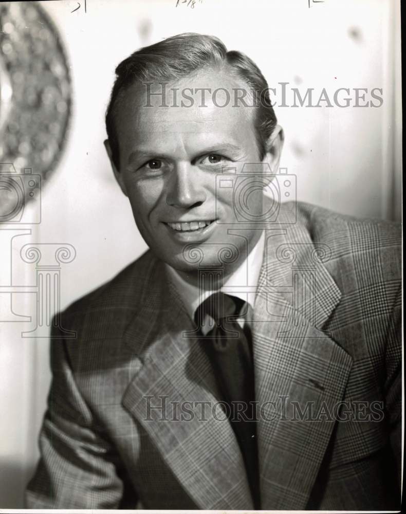 1960 Press Photo Actor Richard Widmark - hps10484 - Historic Images