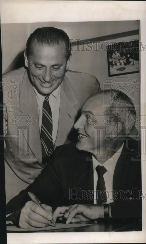 1957 Press Photo Baseball manager Mayo Smith - hps11837 - Historic Images