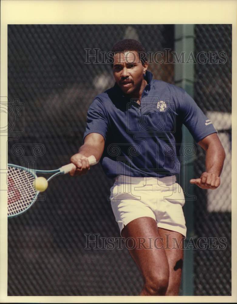 1989 Press Photo Robert Reid plays at Sunshine Kids Golf and Tennis Classic - Historic Images