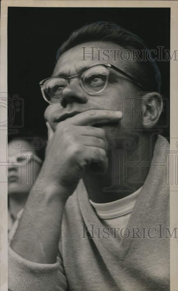 Press Photo Man in Closeup - hps15075 - Historic Images