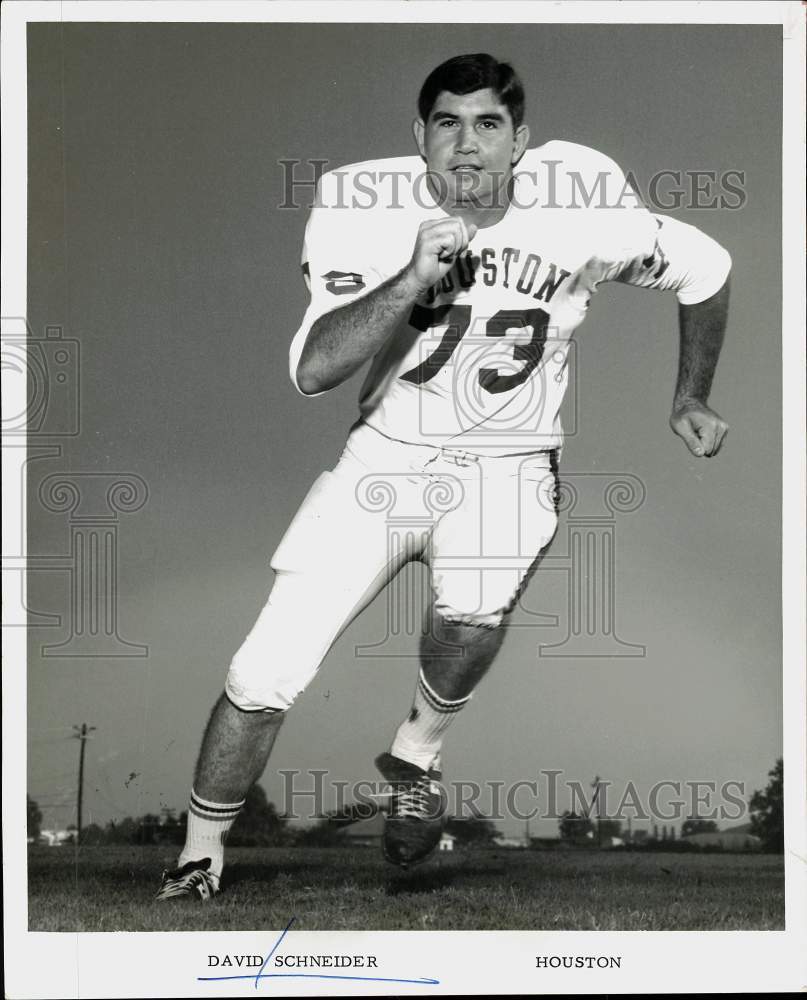 1968 Press Photo University of Houston Football Player David Schneider Runs - Historic Images