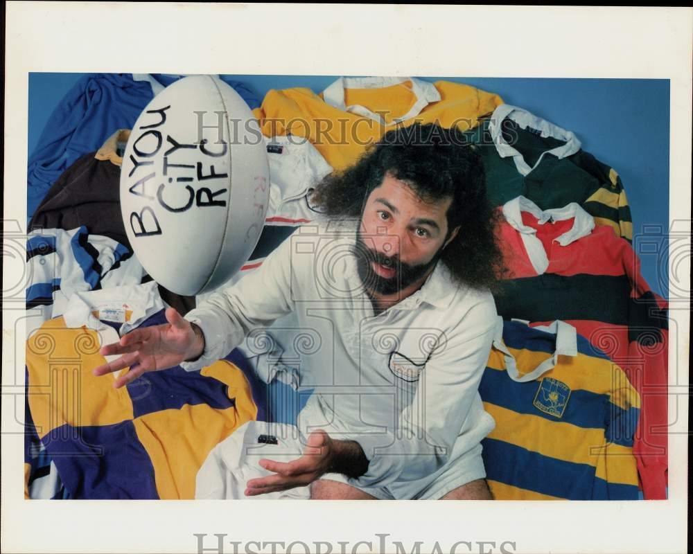 1989 Press Photo Bayou City rugby founder Mark Speer and jersey collection- Historic Images