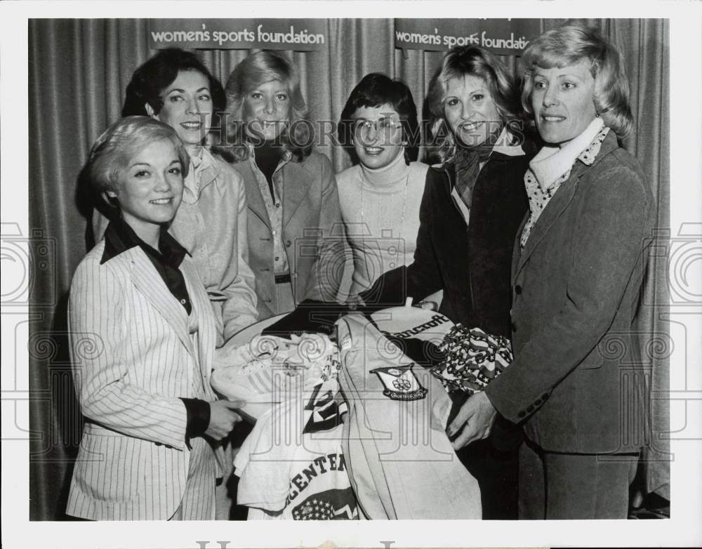 1978 Press Photo Women&#39;s sports stars in &quot;The All-Star Salute To Women&#39;s Sports&quot;- Historic Images