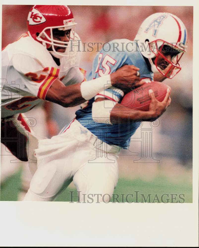 1988 Press Photo Houston Oilers and Kansas City Chiefs play NFL football - Historic Images