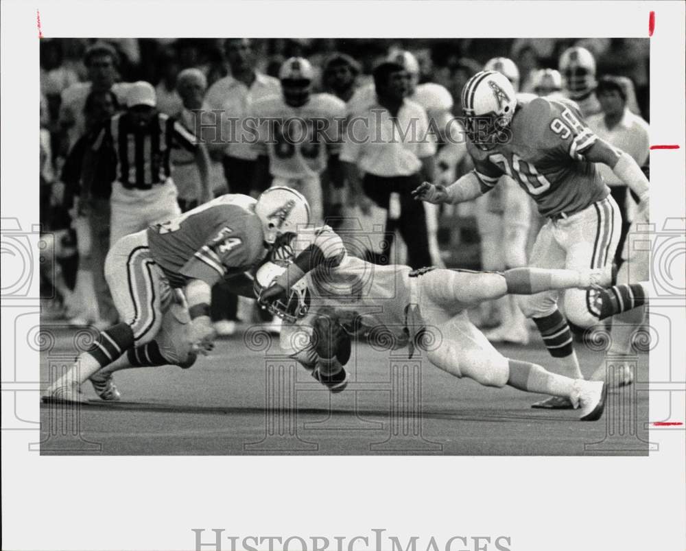 1982 Press Photo Houston Oilers &amp; Tampa Bay Buccaneers Play Football Game - Historic Images