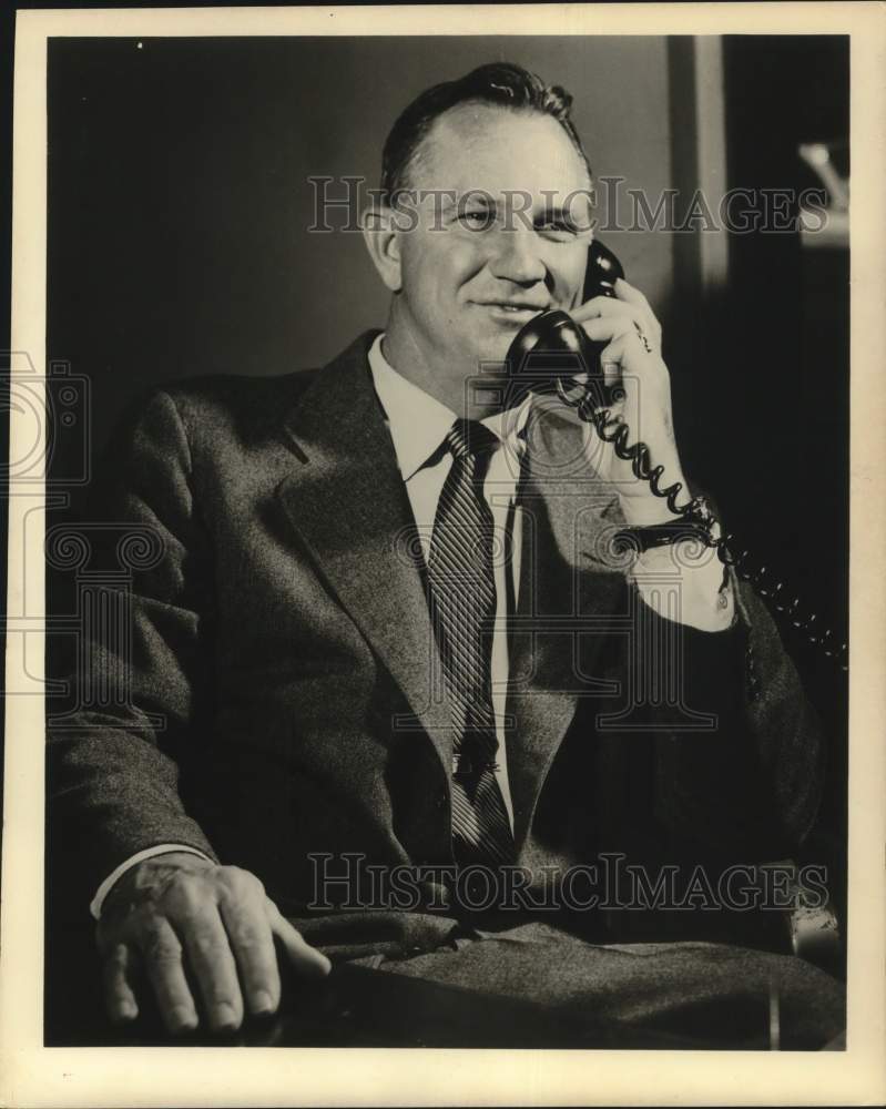 1963 Press Photo Georgia Tech Athletic Director Robert L. Dodd Talks on Phone - Historic Images