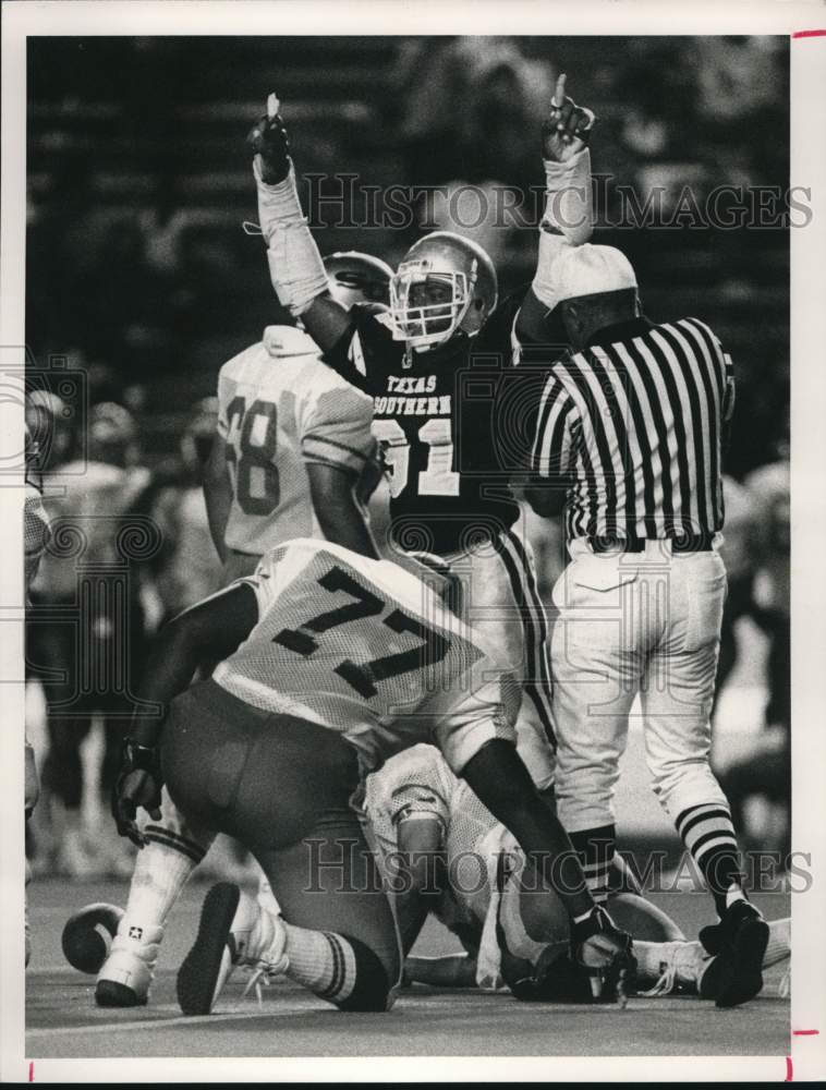 1988 Press Photo Texas Southern University&#39;s Bryon Washington in Football Game - Historic Images