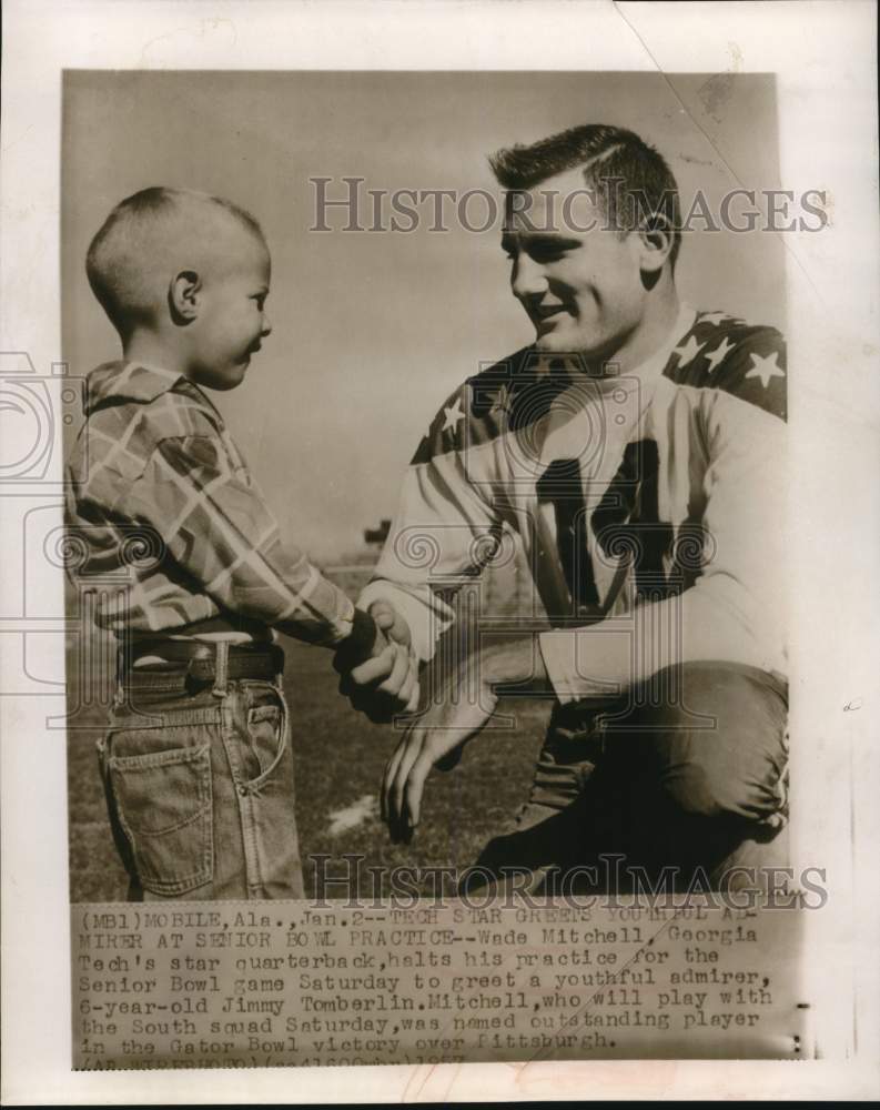 1957 Press Photo Wade Mitchell, Georgia Tech Football Player &amp; Jimmy Tomberlin - Historic Images