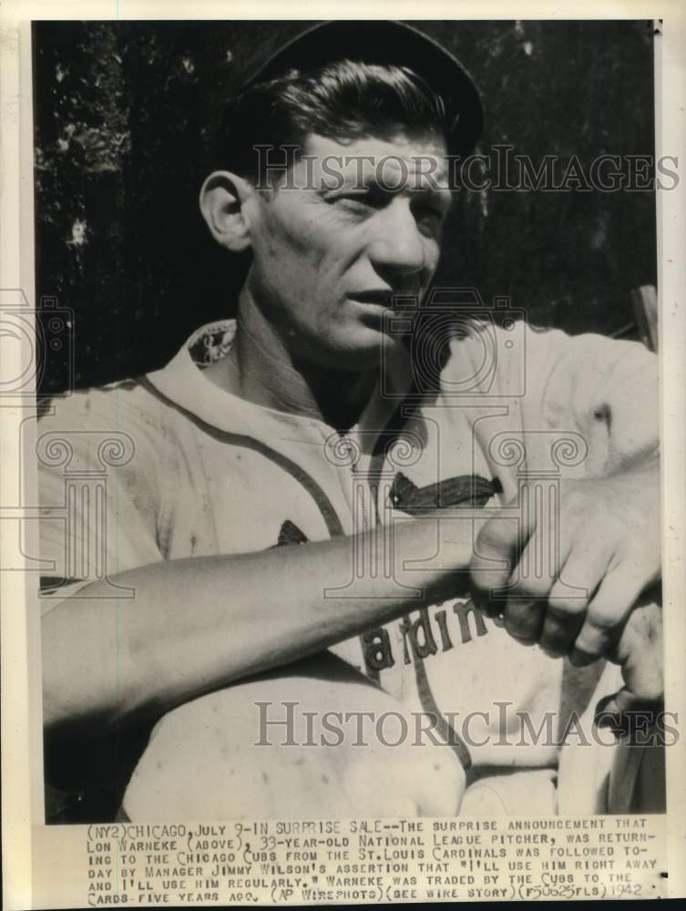 1942 Press Photo Lon Warneke, St. Louis Cardinals Baseball Pitcher - hpx02834- Historic Images