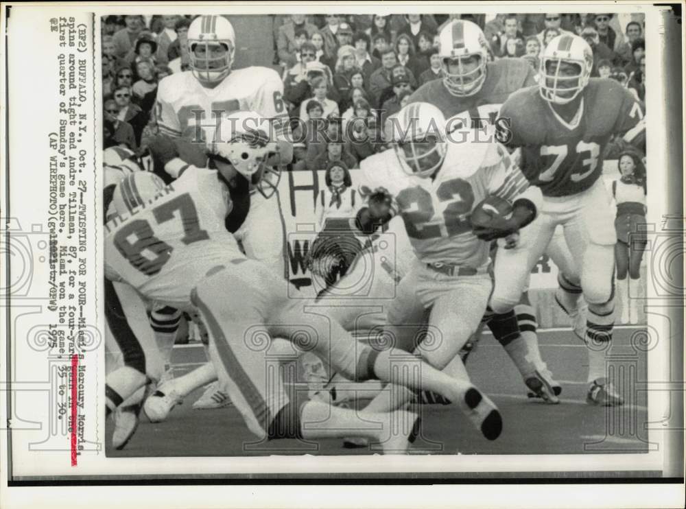 1975 Press Photo Miami football player Mercury Morris in action versus New York- Historic Images