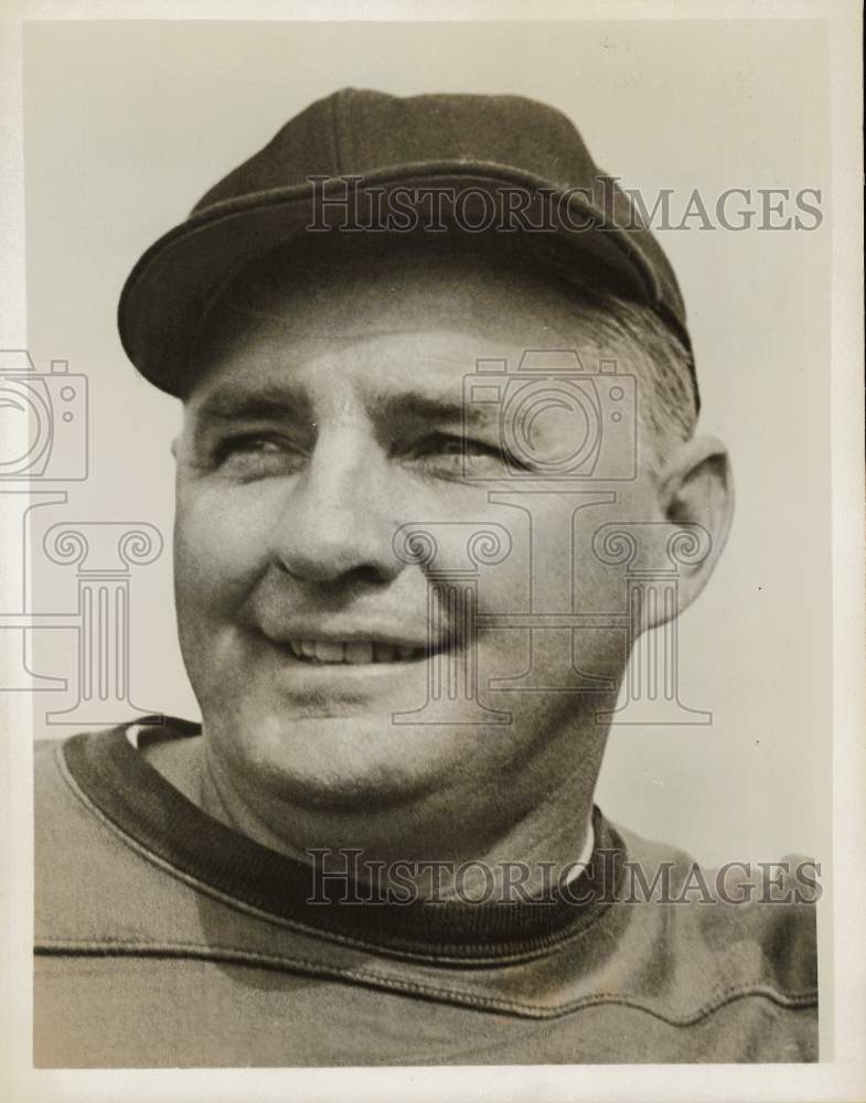 1958 Press Photo Benny Oosterbaan, Michigan Wolverines football coach- Historic Images