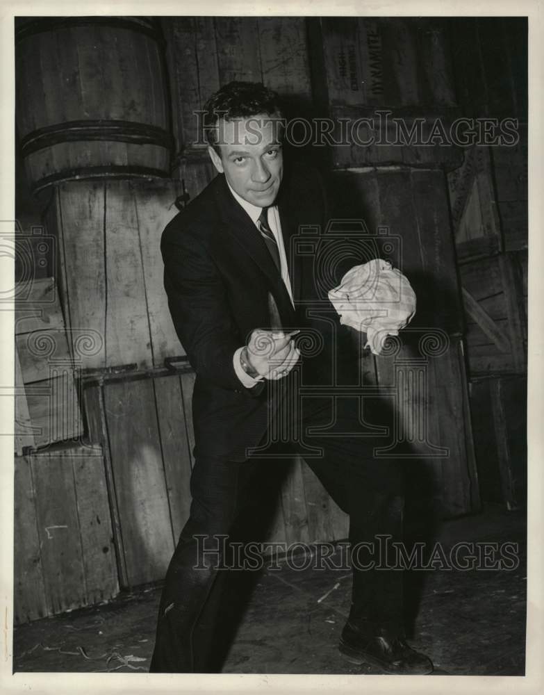 1959 Press Photo Dane Clark, film star - hpx14129- Historic Images