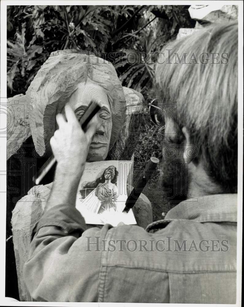 1968 Press Photo John Nordstrand carving wooden figurehead - kfa06300 - Historic Images