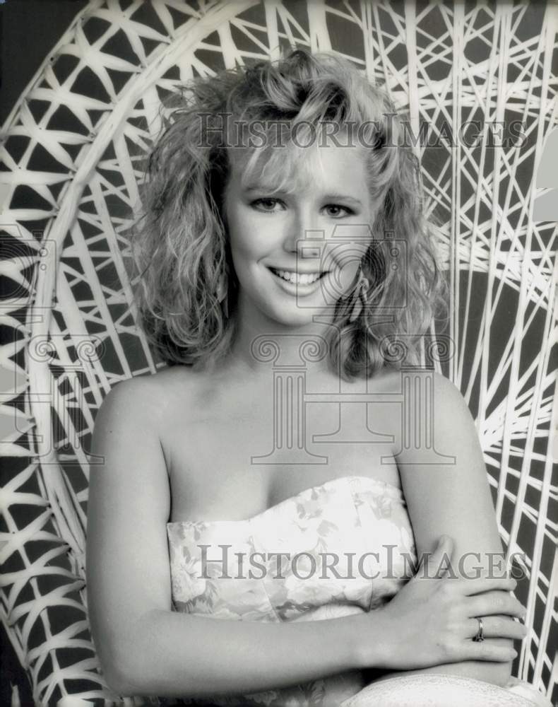 Press Photo Lauralee Bell Plays Cricket Blair on "The Young and the Restless"- Historic Images