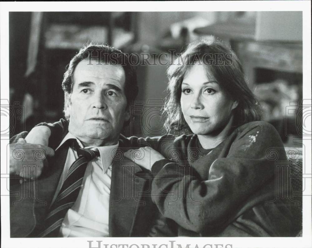 1984 Press Photo Actors James Garner and Mary Tyler Moore on &quot;Heartsounds&quot;- Historic Images