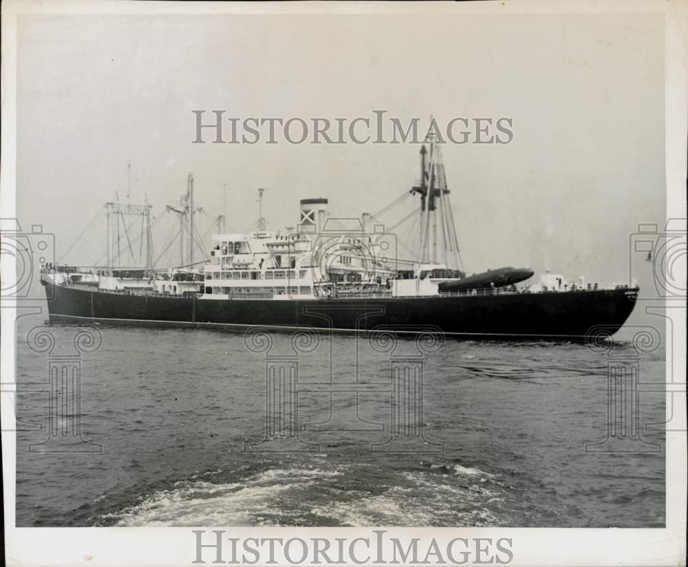 Press Photo &quot;African Star&quot; C-3 U.S. Steel Passenger and Cargo Vessel at Sea- Historic Images
