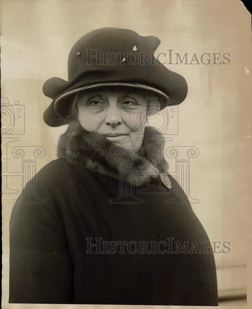 1926 Press Photo The Duchess of Norfolk aboard the S.S. Leviathan in New York- Historic Images