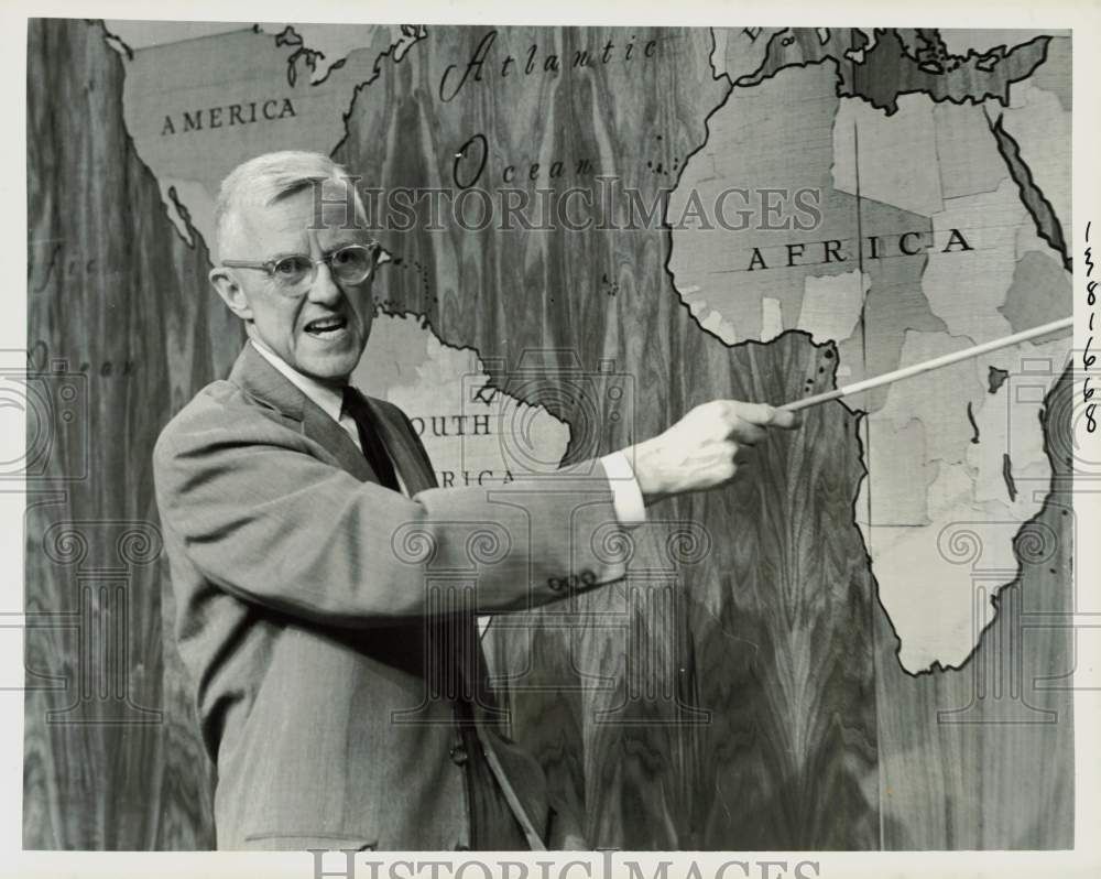 1961 Press Photo Dr. Peter H. Odegard, Host o "Continental Classroom" Show- Historic Images