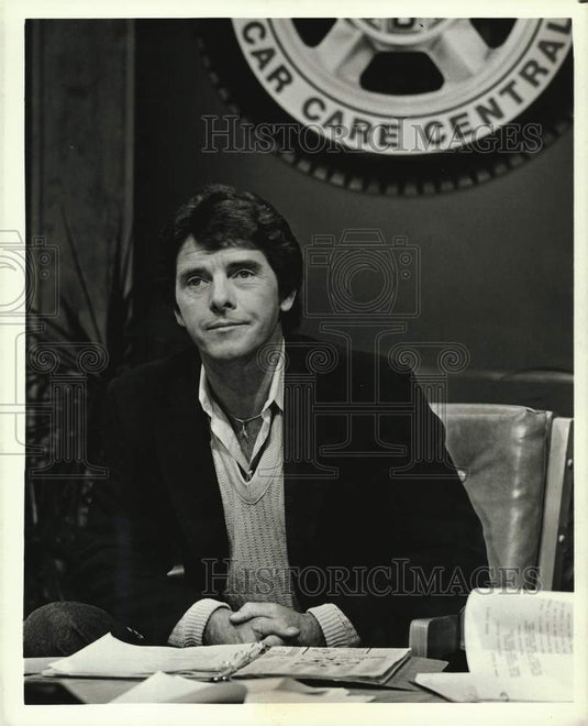 Press Photo Peter Brown will host "Car Care Central" - kfx26753- Historic Images