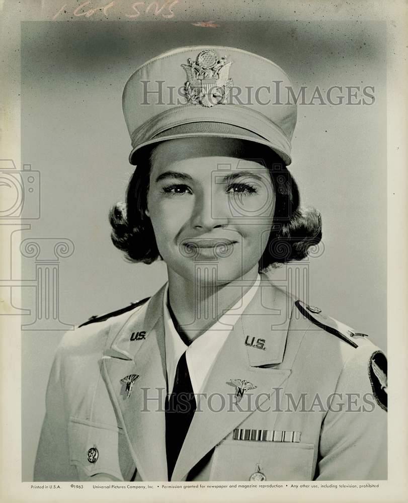 1963 Press Photo Actress Angie Dickinson in Universal&#39;s &quot;Captain Newman, M.D.&quot;- Historic Images