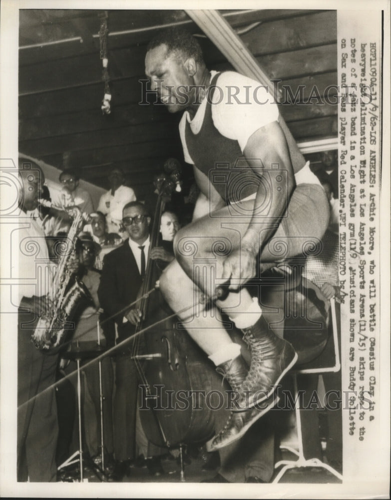 1962 Press Photo Boxer Archie Moore Training in Los Angeles - Historic Images