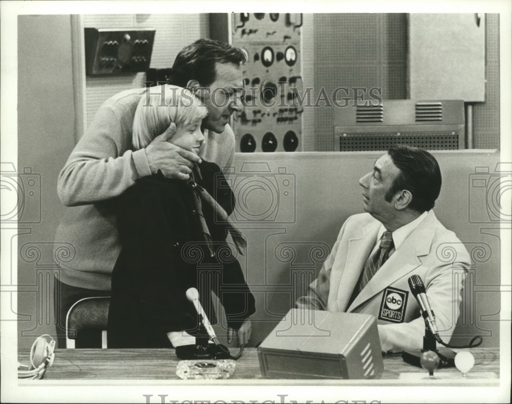 Press Photo Sportscasters howard Cosell, Jack Klugman - lfx00858 - Historic Images
