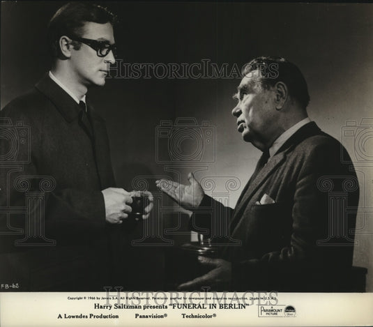 1966 Press Photo Funeral In Berlin starring Michael Caine, Oscar Homolka - Historic Images
