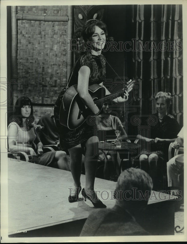 1964 Press Photo Get Yourself A College Girl with Mary Ann Mobley - Historic Images