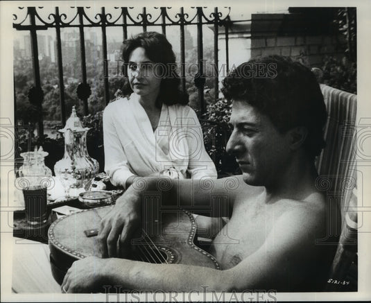 Press Photo Actor Dustin Hoffman in "Who Is Harry Kellerman...?" Movie - Historic Images