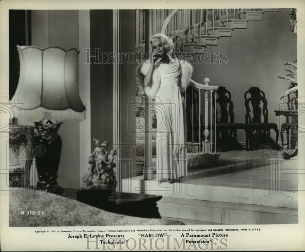 1965 Press Photo Harlow starring Carroll Baker as Jean Harlow - Historic Images