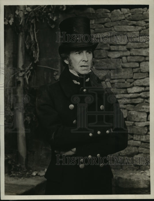 1958 Press Photo Anthony Perkins stars in Les Misrables on CSBS - Historic Images