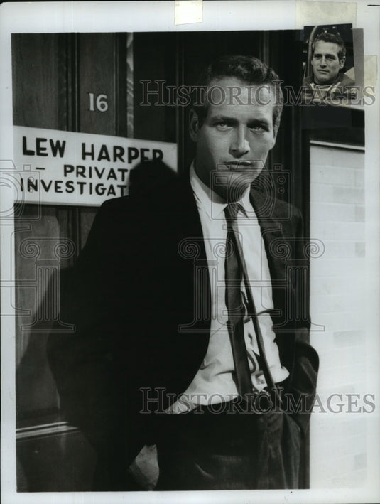 1971 Paul Newman starring in Harper on CBS  - Historic Images