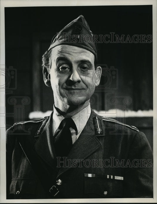 1965 Press Photo Hogan's Heroes on CBS with Hans Conried - Historic Images
