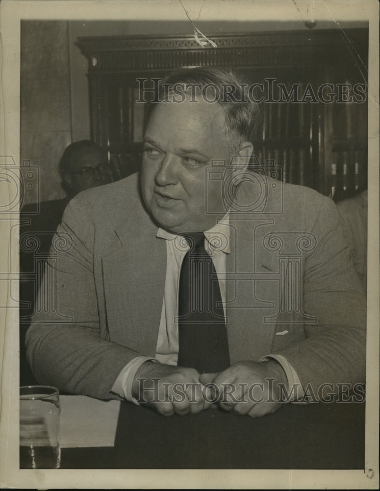 1952 Press Photo Whittaker Chambers at Senate Security Spy Hearing, Washington - Historic Images