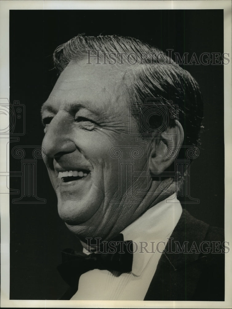 Ray Bolger for &quot;The Hollywood Palace&quot; ABC TV  - Historic Images