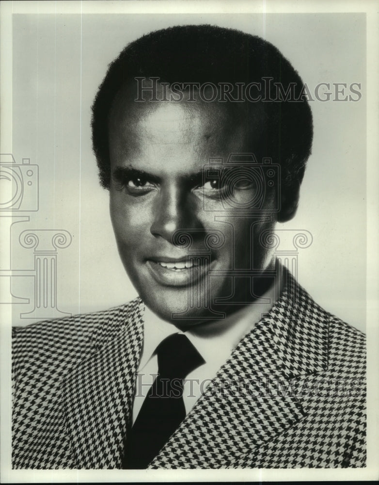 Press Photo Singer Harry Belafonte for &quot;World of Love&quot; UNICEF CBS TV Specia - Historic Images