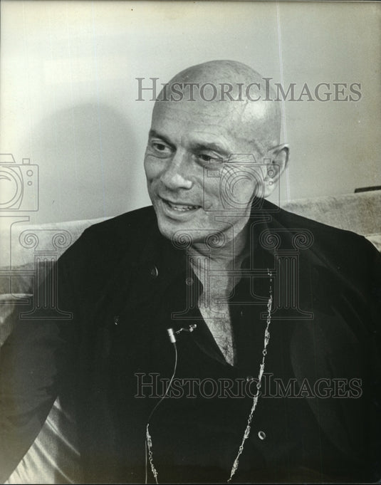 Actor Yul Brynner on "Over Easy" KQED San Francisco  - Historic Images