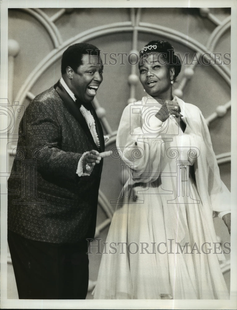 Singer Pearl Bailey, George Kirby on &quot;The Pearl Bailey Show&quot; ABC TV - Historic Images