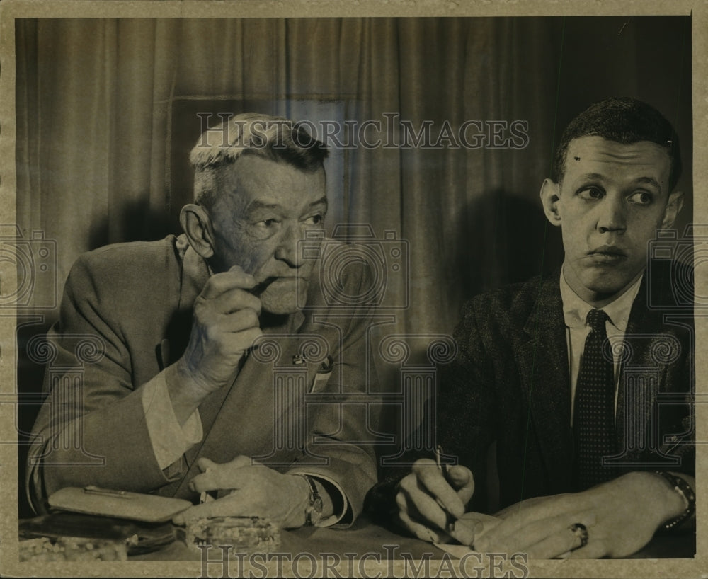 1958 Press Photo General Claire Chennault at Hotel Manhattan Press Conference - Historic Images