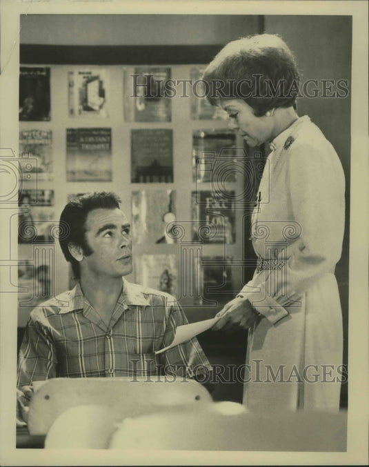 1971 Jane Wyman, Dean Stockwell in The Failing of Raymond - Historic Images