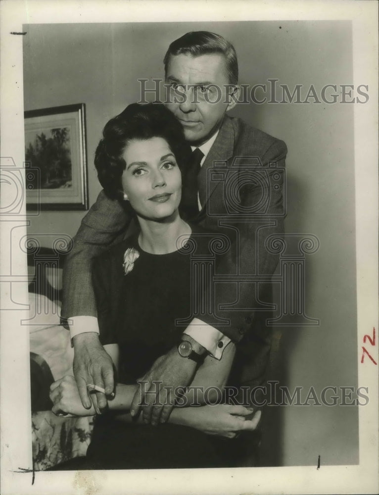 1963 Press Photo Elizabeth Allen, David Wayne in The Thirty first of Feburary - Historic Images