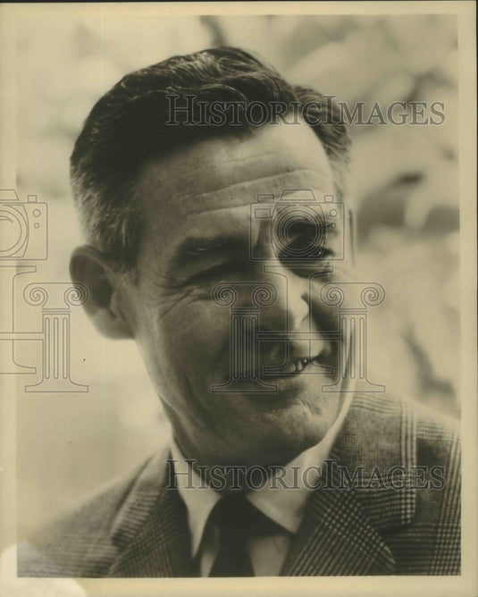 1962 Press Photo Robert Ryan, co-star in musical "Mr. President" - Historic Images
