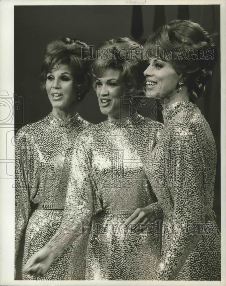 The singing McGuire Sisters on The Dean Martin Show on NBC - Historic Images