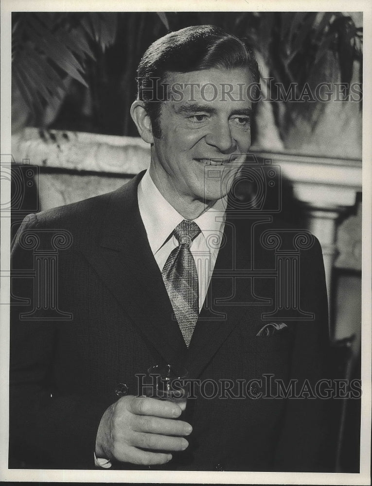 1971 Press Photo The Failing of Raymond starring Dana Andrews - lfx05003- Historic Images